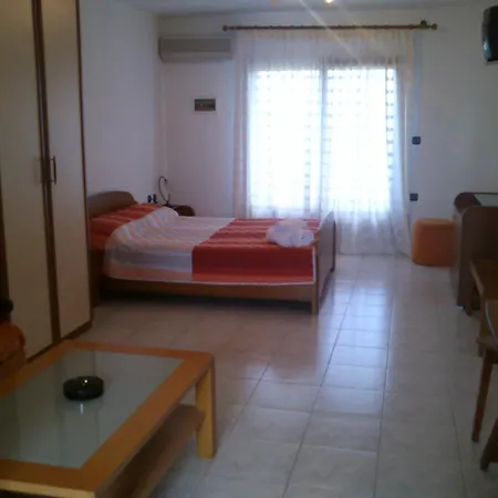 Erotokritos Apartmán Amolianí