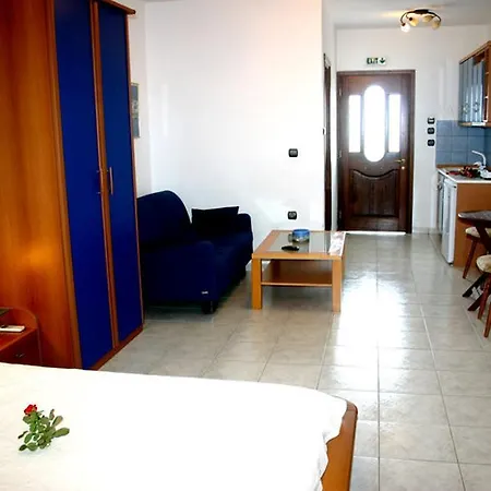 Erotokritos Apartmán *