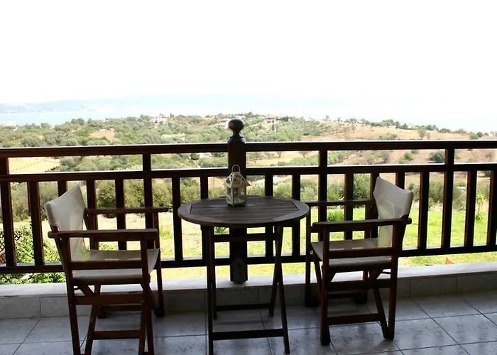 Erotokritos Apartment *